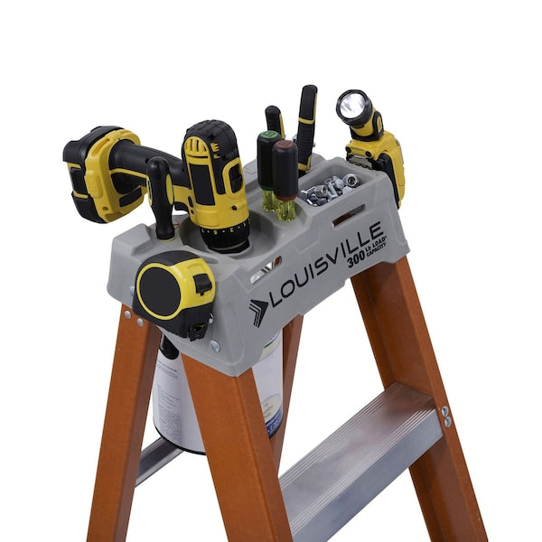 4 ft Fiberglass Stepladder
