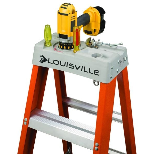 4 ft Fiberglass Stepladder