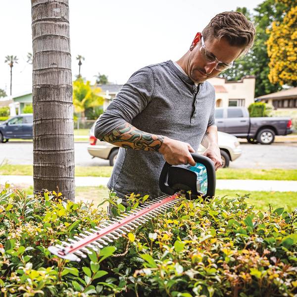 Lxt(R) Lithium-Ion Brushless Cordless 30, 30
