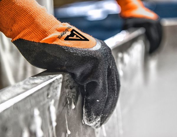 Hi-Vis Cut Resistant Coated Gloves, A2 Cut Level, Nitrile, 9, 1 PR